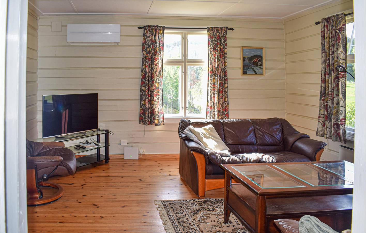 Feriehus for 8 personer med hage in Drangedal 