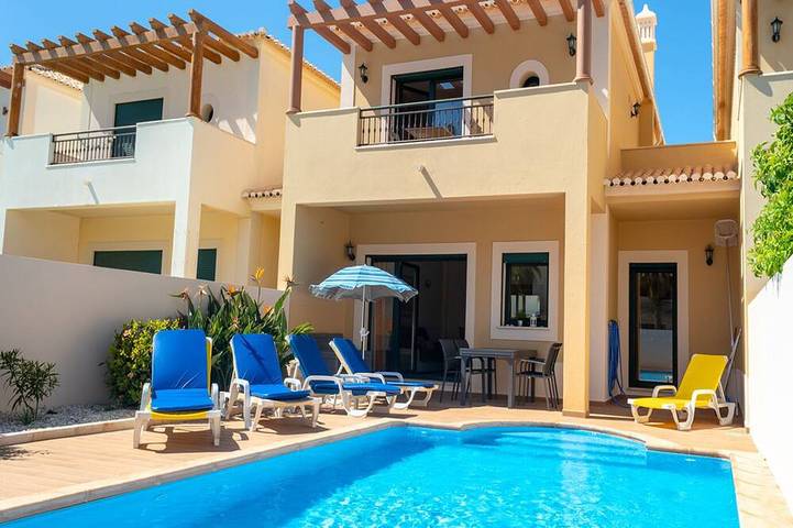 Ferienhaus für 4 Personen, mit Balkon und Garten - 1