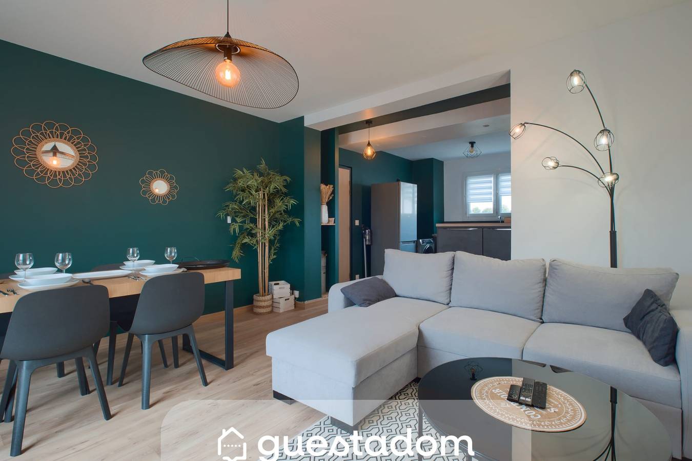 Apartamento entero, Le Solférino - Balcon - Parking - Wifi in Laval, Mayenne (desambiguación)