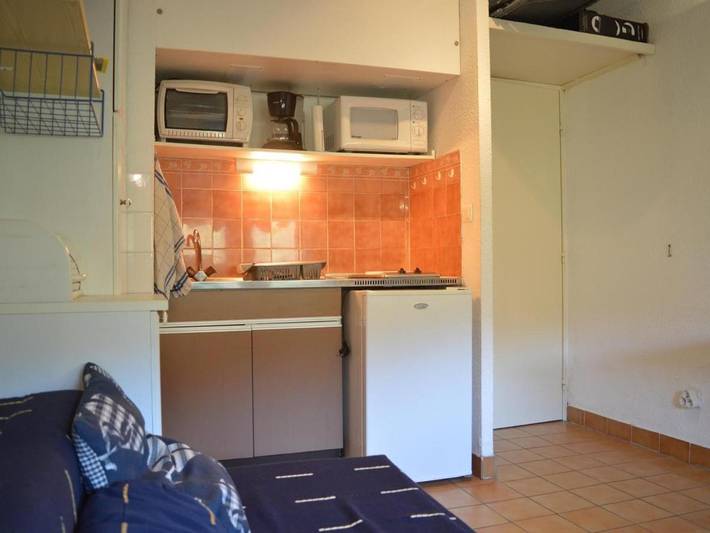 Gîte pour 2 personnes, avec Terrasse dans Plage Peyrefitte - 4