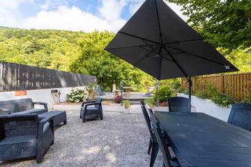 Gîte pour 6 personnes, avec jardin, animaux acceptés à Gincla