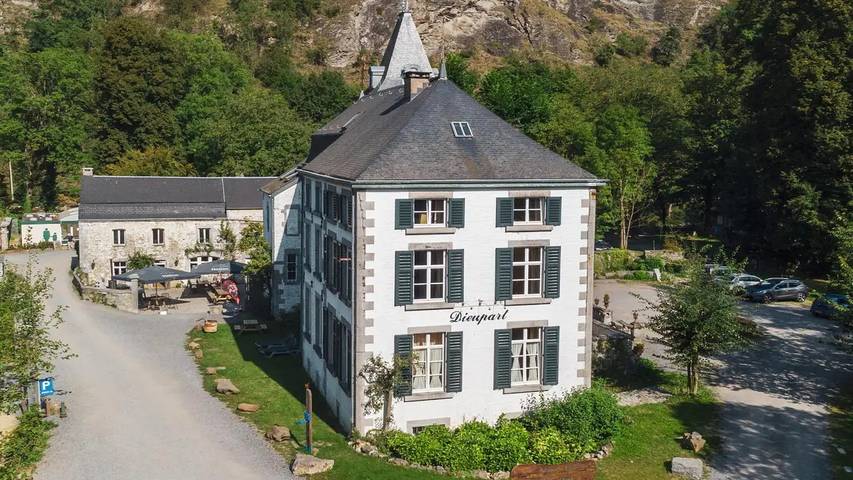 Château pour 4 personnes, avec terrasse en Belgique