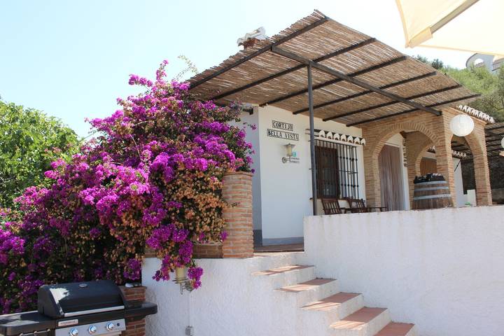 Ferienhaus 'Cortijo Bellavista' mit Meerblick, privatem Pool und privater Terrasse in Cómpeta, Costa del Sol