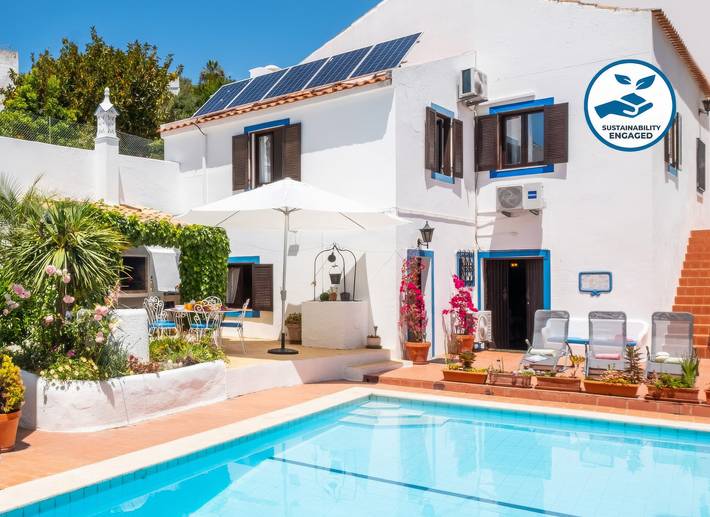 Villa for 10 people, with Terrace and Garden in Carvoeiro