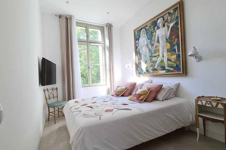Appartement entier, Luxueux Appartement (80m2) avec Terrasse et Spa in Bergerac, Périgord Pourpre