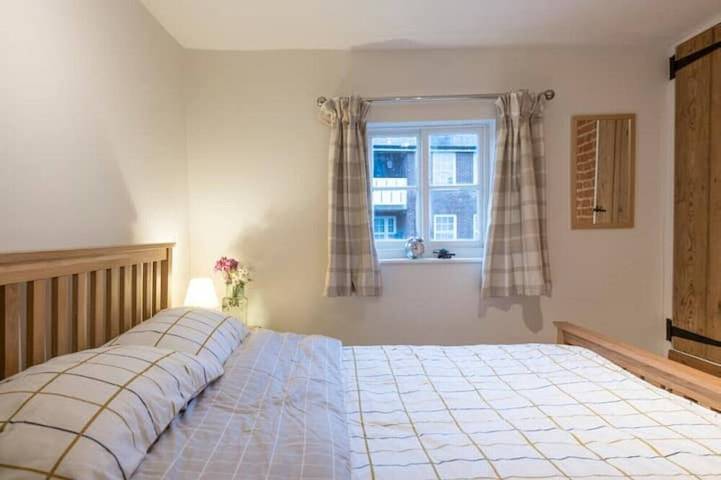 Gîte pour 2 personnes, avec jardin et terrasse, animaux acceptés dans Bury Saint Edmunds - 2