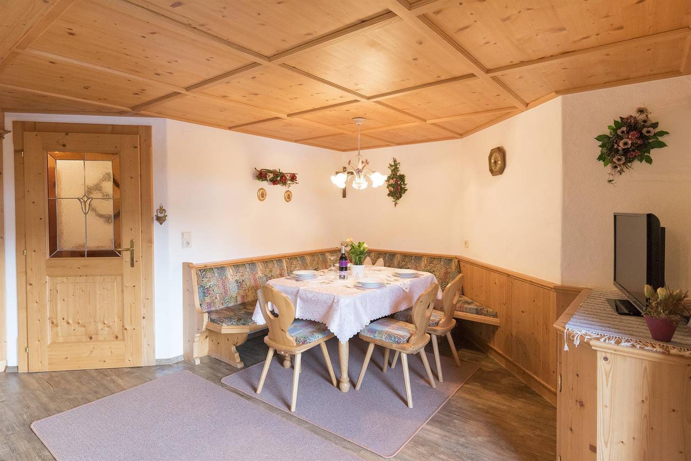 Geheel vakantieappartement, Appartement 1 in Alpbach, Kaisergebirge