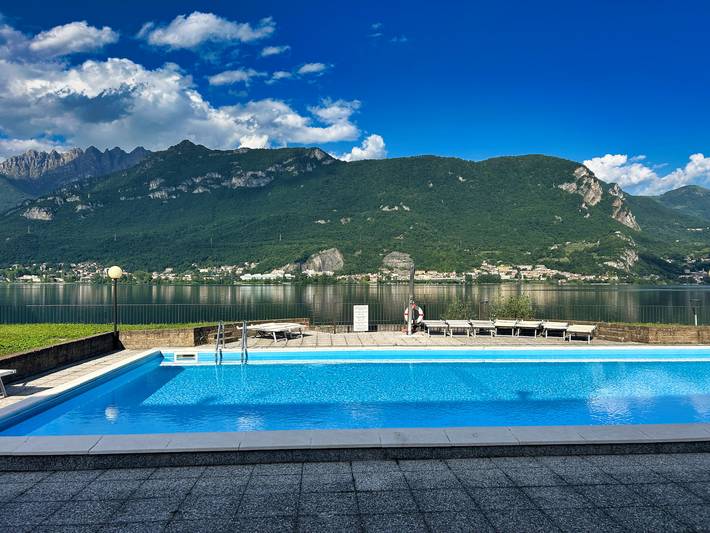 Ganze Wohnung, Il Giardino sul Lago – Pool Residence in Garlate, Comer See