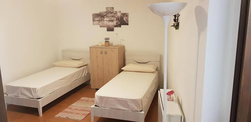 Gîte pour 4 personnes, avec terrasse et vue sur le lac à Laveno-Mombello - 4