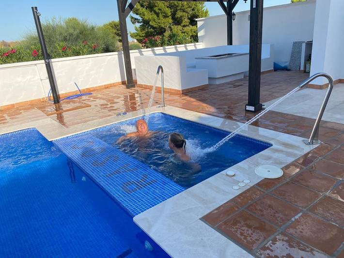 Chalet para 8 personas, con jardín además de piscina y jacuzzi en Campo de Cartagena - 2