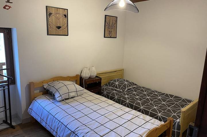 Location de vacances pour 9 personnes, avec balcon et jardin à Bastelica - 2