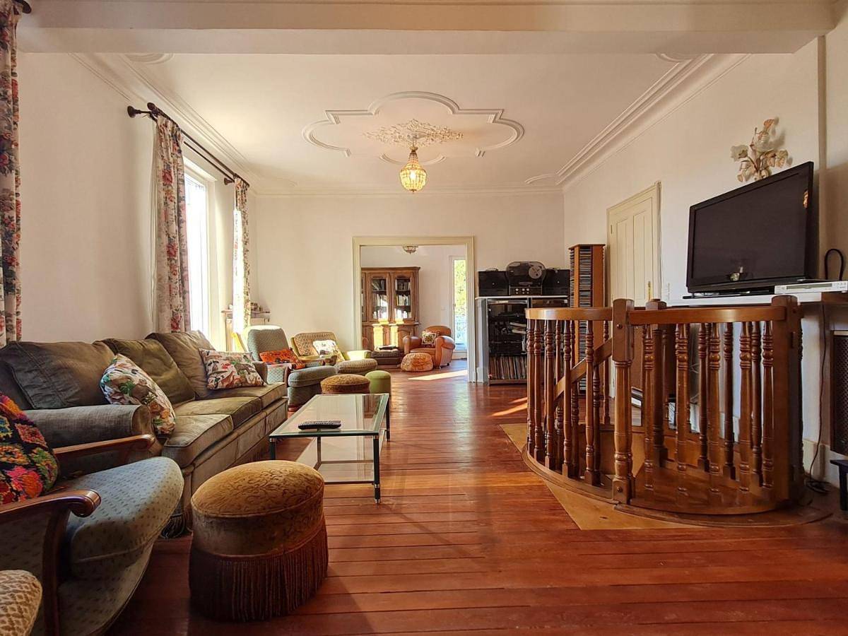 Grande Maison de Maître proche Toul avec Wifi et Parking - Fr-1-584-394 in Écrouves, Toul