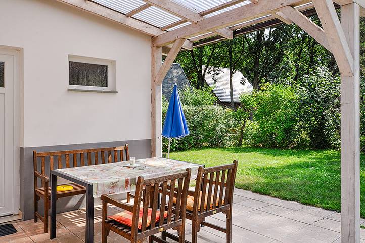 Ferienhaus für 4 Personen, mit Terrasse und Garten in Silz - 2