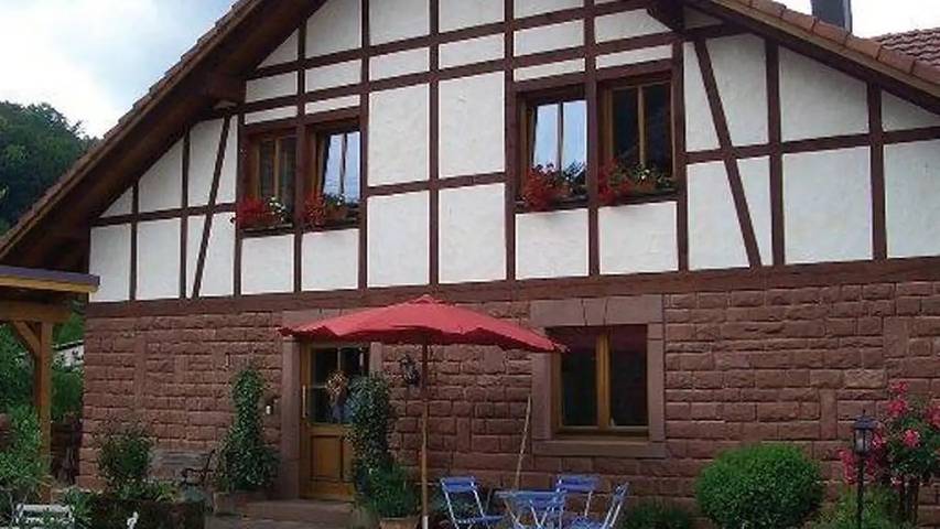 Ferienwohnung für 2 Personen, mit Terrasse im Dahner Felsenland