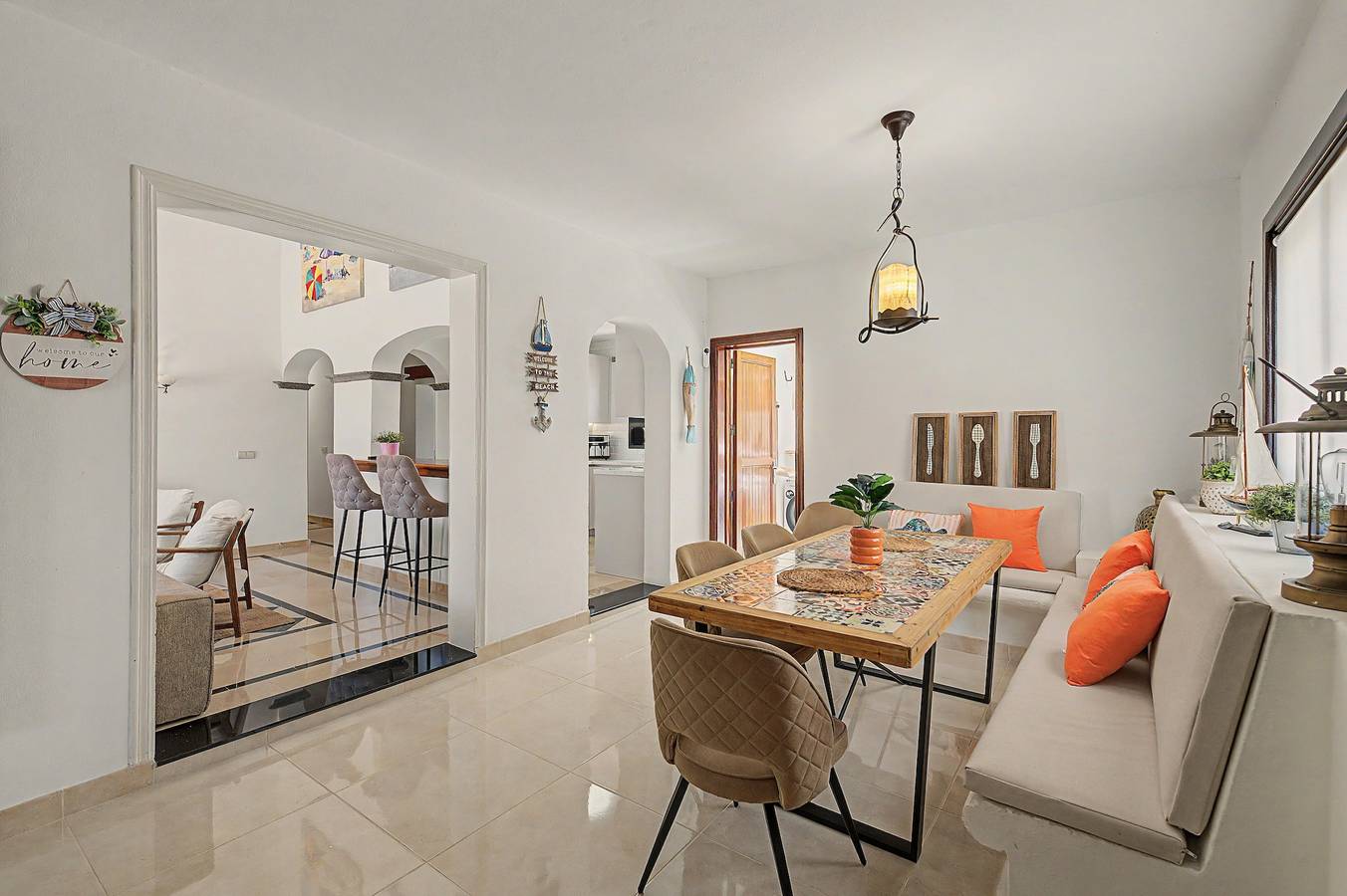 Villa Eire – Luxusvilla mit Bergblick, Wlan & Klimaanlage in Montaña Roja, Yaiza