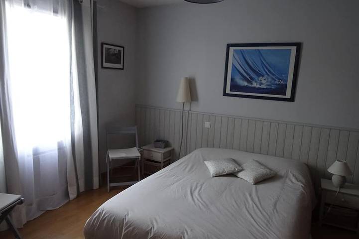 Location de vacances pour 8 personnes, avec Terrasse et Jardin à Lagord - 2