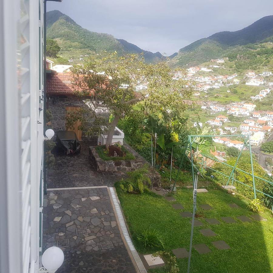Double Room with Private Bathroom in Machico, Madeira