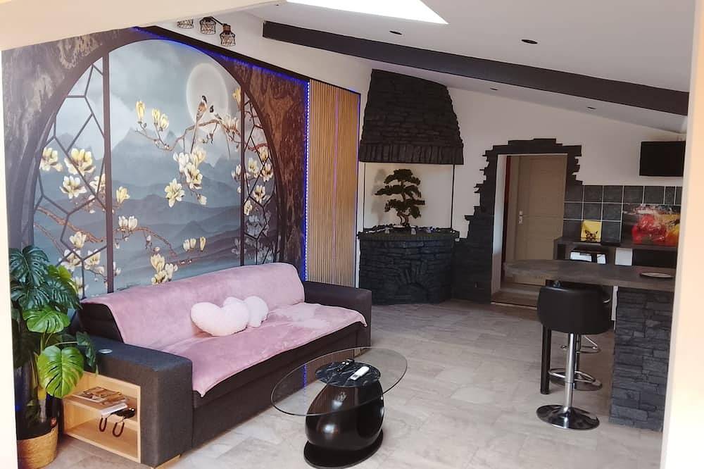 Casa Lova Jacuzzi, whirlpool bath. Romantic setting Escape and relaxation ❤️ in Entraigues-sur-la-Sorgue, Vaucluse