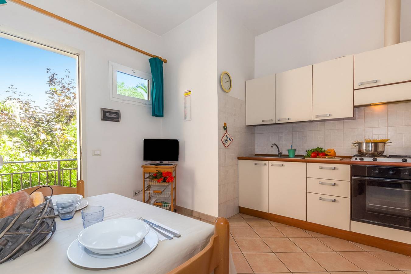 Appartamento intero, Daniela 4 100m From Sea in Massa, Riviera Toscana