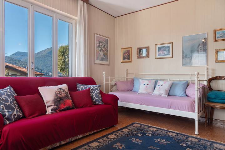 Ferienwohnung für 7 Personen, mit Seeblick und Garten in Maccagno con Pino e Veddasca - 2