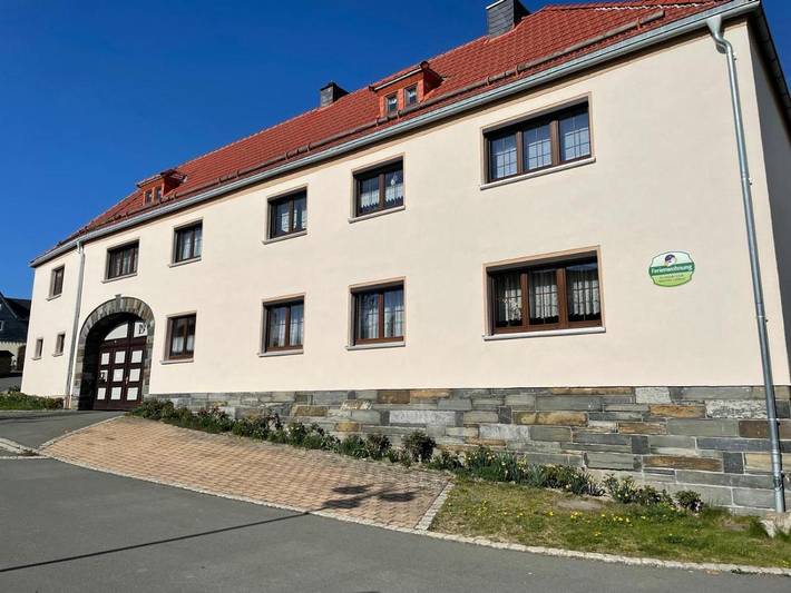 Ferienwohnung für 5 Personen, mit Garten