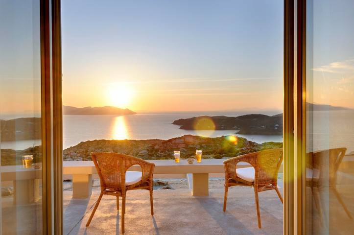 Casa vacanza per 6 persone, con giardino e balcone ad Ios