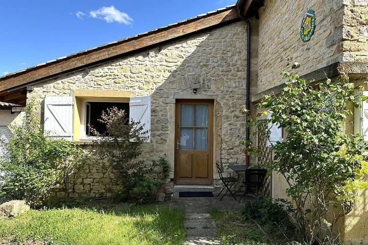 Maison de vacances pour 4 personnes, avec jardin à Pommiers