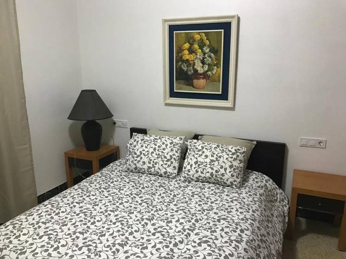 Ferienwohnung für 2 Personen, mit Balkon und Terrasse sowie Garten und Ausblick in Rubi (Katalonien)