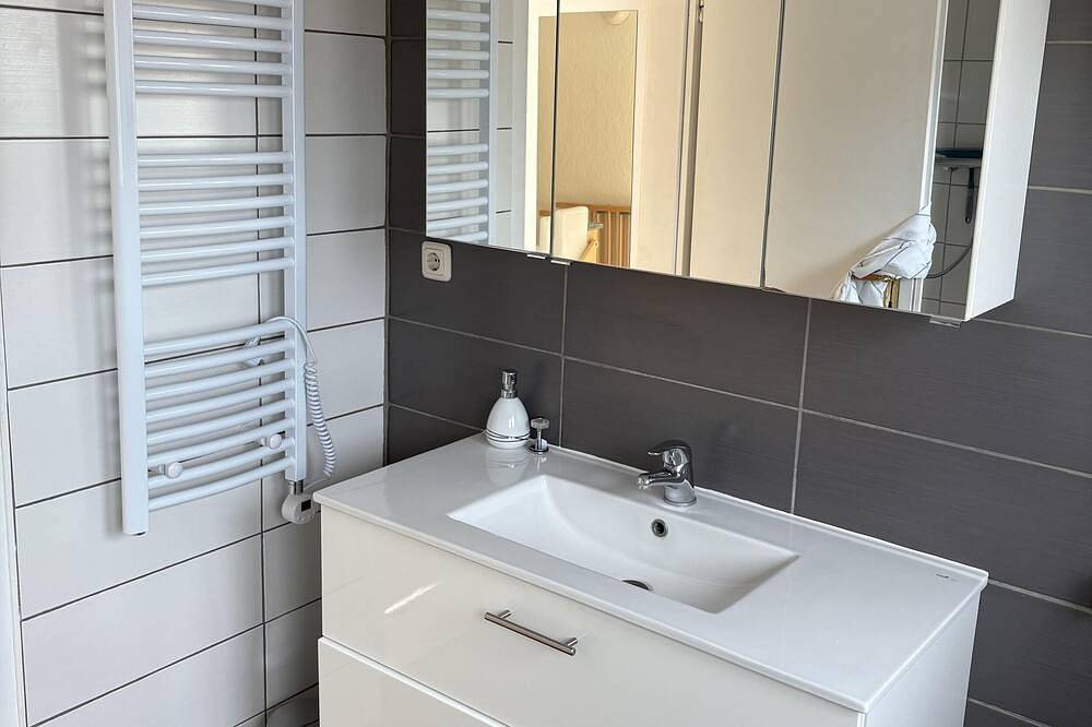 Ganze Wohnung, Golfhüs Simone, Og Appartement mit Süd/West Balkon in Wulfen (Fehmarn), Fehmarn