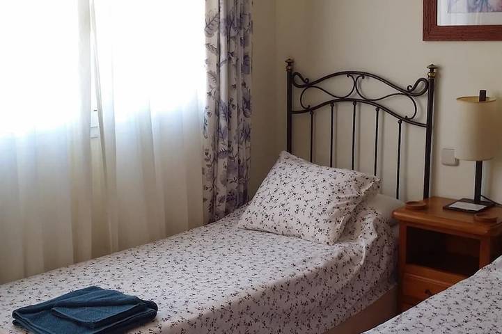Villa de lujo de 2 dormitorios con piscina privada climatizada y WiFi gratis in Bajo del Medio (La Oliva), La Oliva