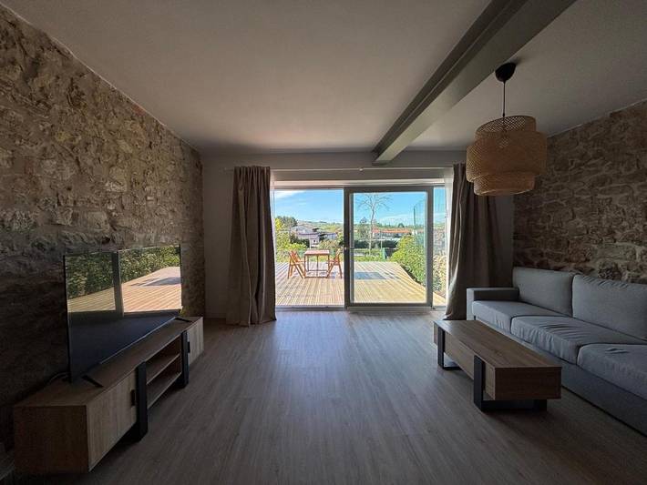 Apartamento para 8 personas, con Balcón y Terraza además de Jardín y Vistas en Queveda