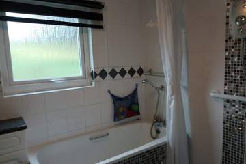 Chalet for 6 People in Bembridge, Isle of Wight, Photo 4