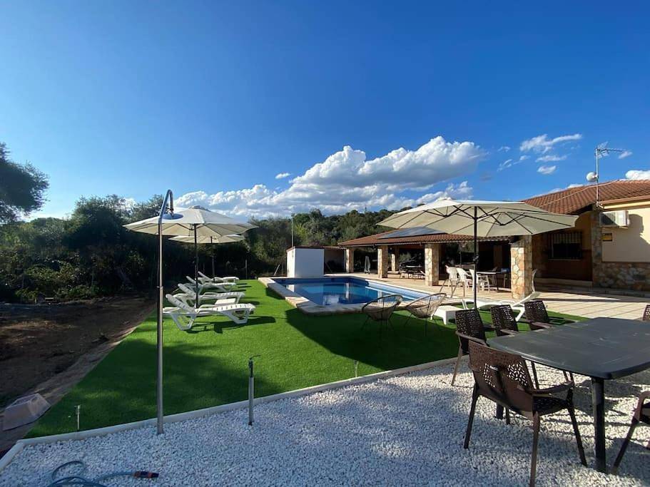 Four-Bedroom House in Santa María de Trassierra, Cordoba