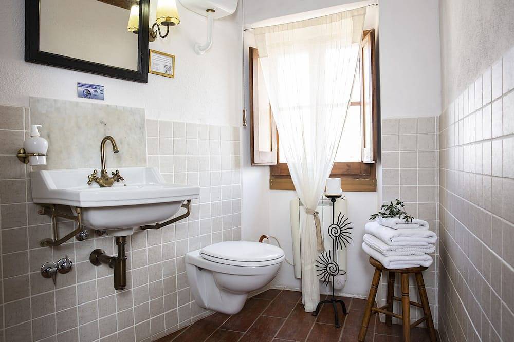 Descuento del 10% de  noviembre a enero in Torrellas de Foix, Interior de Barcelona