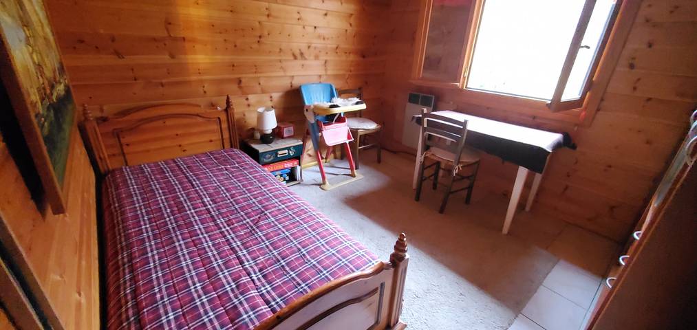 Location de vacances pour 5 personnes, avec terrasse et jardin à Murol - 4