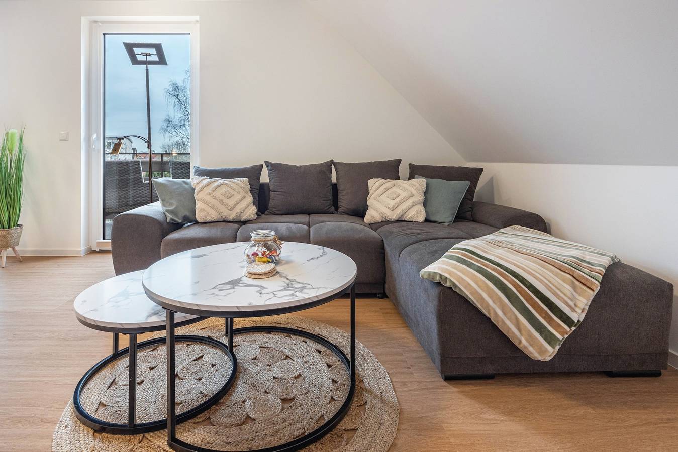 Appartement entier, Appartement 'Kroge' avec balcon et Wi-Fi in Uelzen, Arrondissement d'Uelzen
