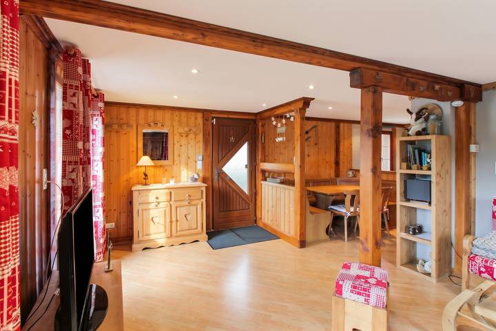 Charmantes Chalet in Stosswihr mit Bergblick + Balkon in Stosswihr, Regionaler Naturpark Belchen der Vogesen