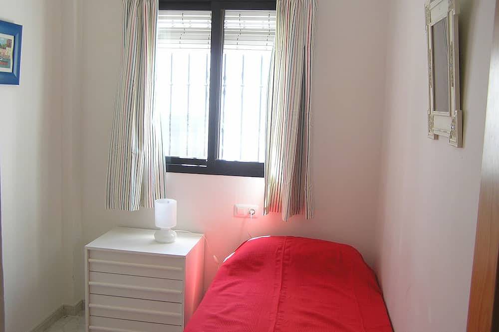 Apartamento entero, Atractivo apartamento con espectaculares vistas y piscina comunitaria. in Frigiliana Road, Frigiliana
