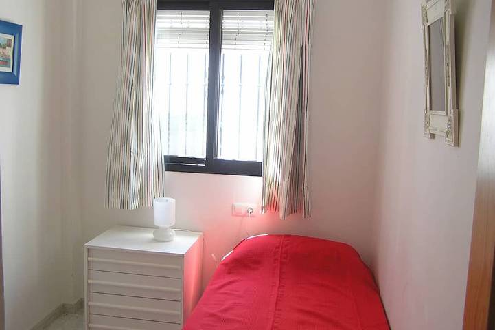 Appartement entier, Appartement attrayant avec des vues spectaculaires et une piscine partagée in Frigiliana Road, Frigiliana