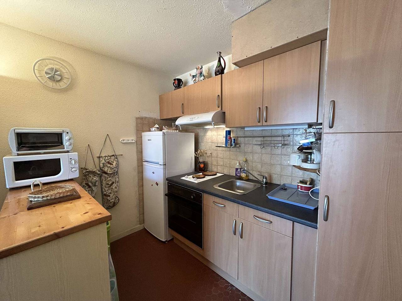 Entire apartment, Cozy 2-Room Apartment by the Beach with Terrace and Parking - Sleeps 4 in Saint-Jean-de-Monts, Vendée