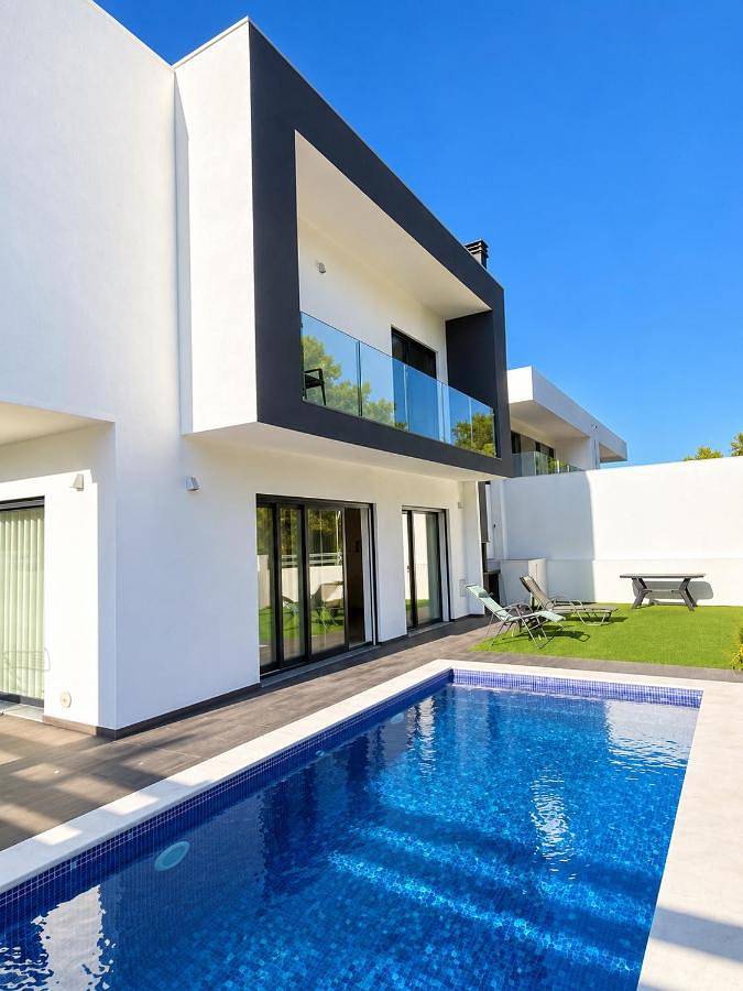 Chalet para 6 personas, con Balcón y Jacuzzi además de Terraza y Jardín en Lisboa