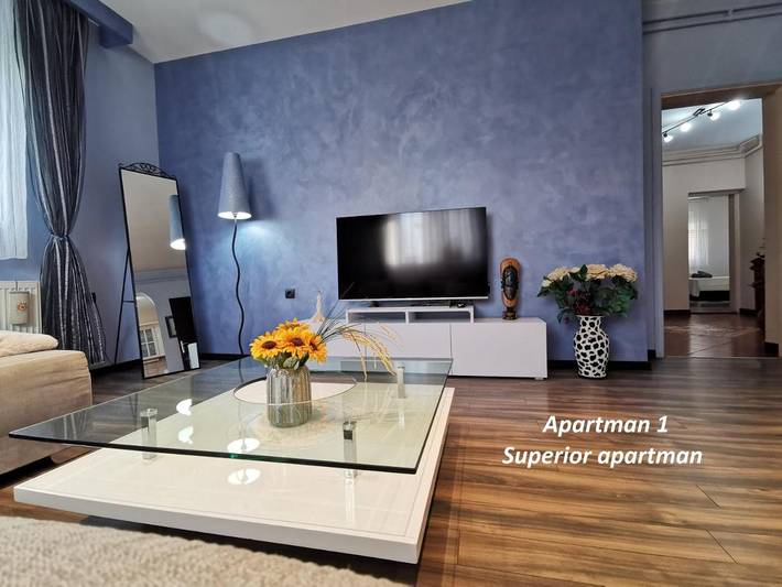 Apartamento de vacaciones para 4 personas, con jardín y jacuzzi - 1