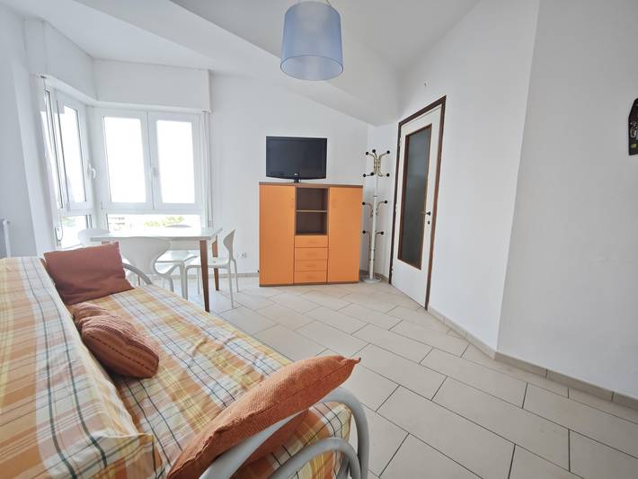 Ferienwohnung mit Meerblick für 4 Personen