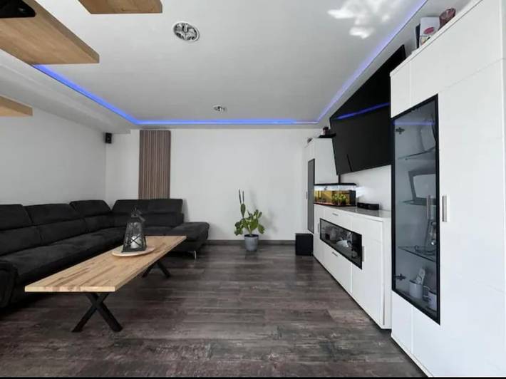 Location de vacances pour 12 personnes, avec Terrasse à Saint-Mars-d'Outillé
