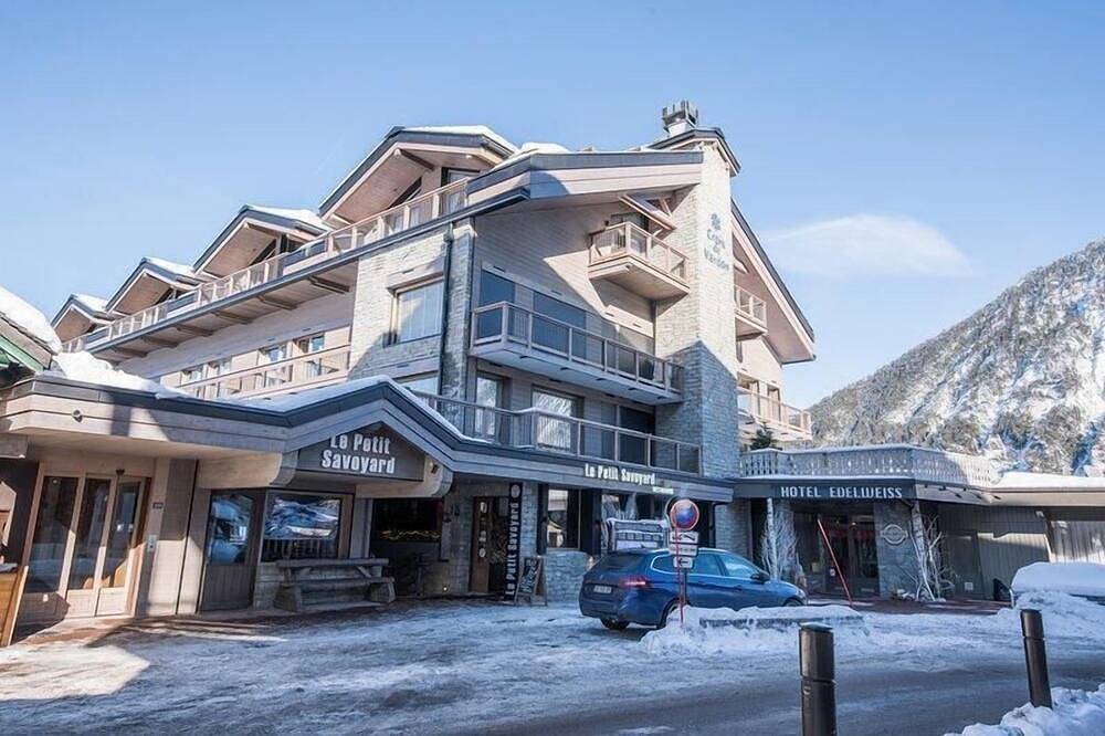 Apartamento entero, A 50m de las pistas de esquí, 2.o piso, balcón, parking, tv, local para esquís, 19m², Courchevel in Courchevel 1650 (Moriond), Saint-Bon-Tarentaise