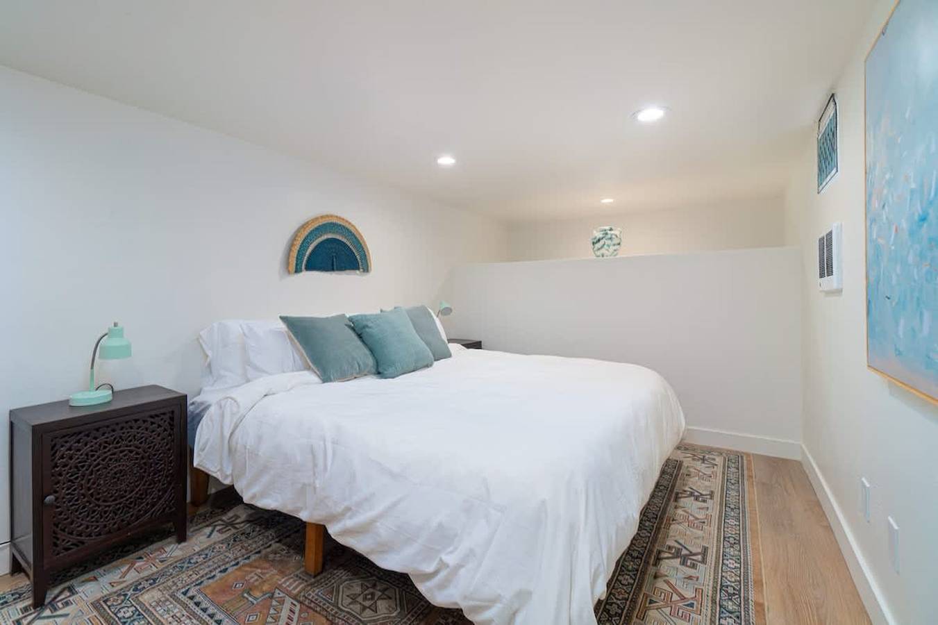 Modern 1-Br Apartment Close to Downtown Vibes in Reno, Nevada