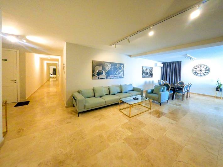 Villa pour 11 personnes, avec jardin et jacuzzi ainsi que piscine et terrasse à Malte - 3