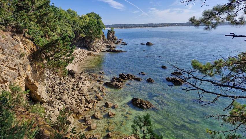 Gîte pour 2 personnes, avec terrasse dans Plage Kerambigorn