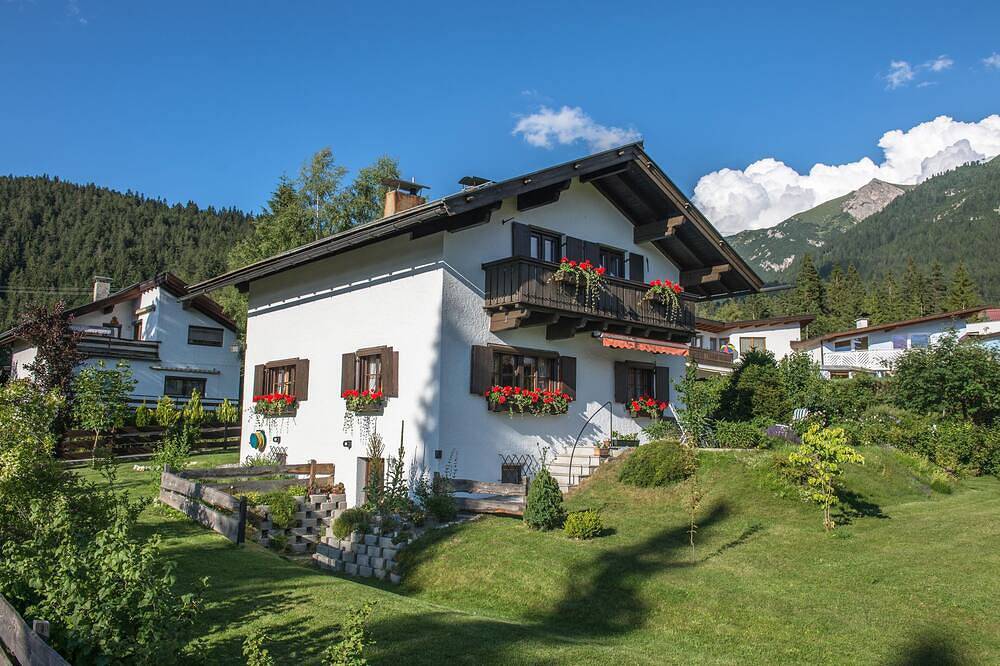 Tiroler Landhaus in Seefeld, gemütlich, alleine bewohnbar, ruhig, zentrumsnah. in Seefeld in Tirol, Innsbruck Land