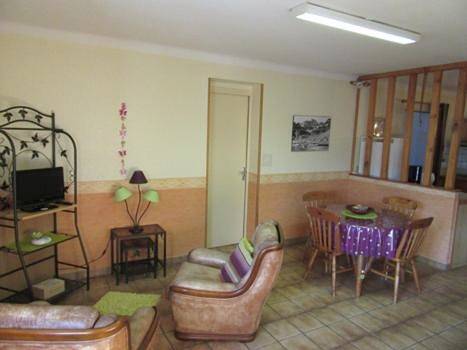 Gîte pour 4 personnes, avec terrasse et vue à Agos-Vidalos - 3